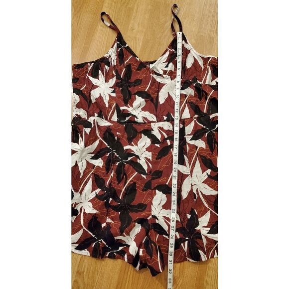 BP. Leaf Print Wrap Front Linen Blend Romper sz 4X - Picture 8 of 11
